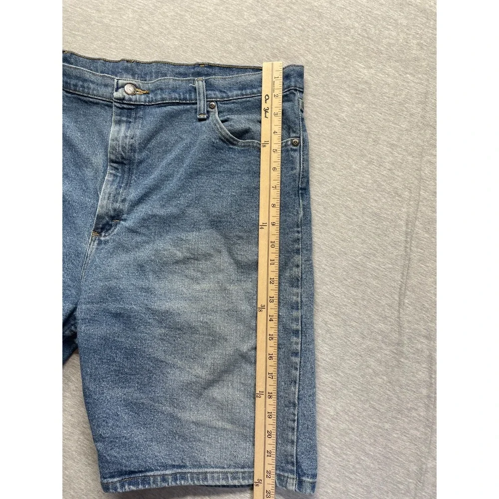 Wrangler Premium Jean Shorts Mens 42 Blue Denim Medium Wash Cotton Relaxed Fit